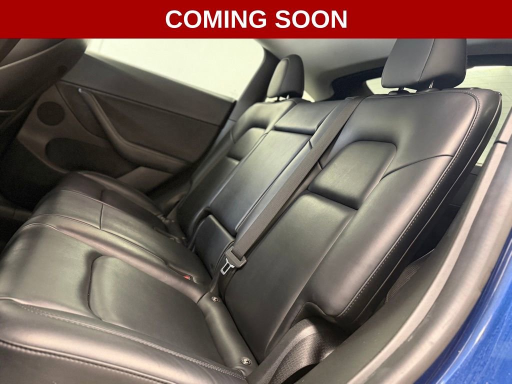 Used 2022 Tesla Model Y Long Range image 8