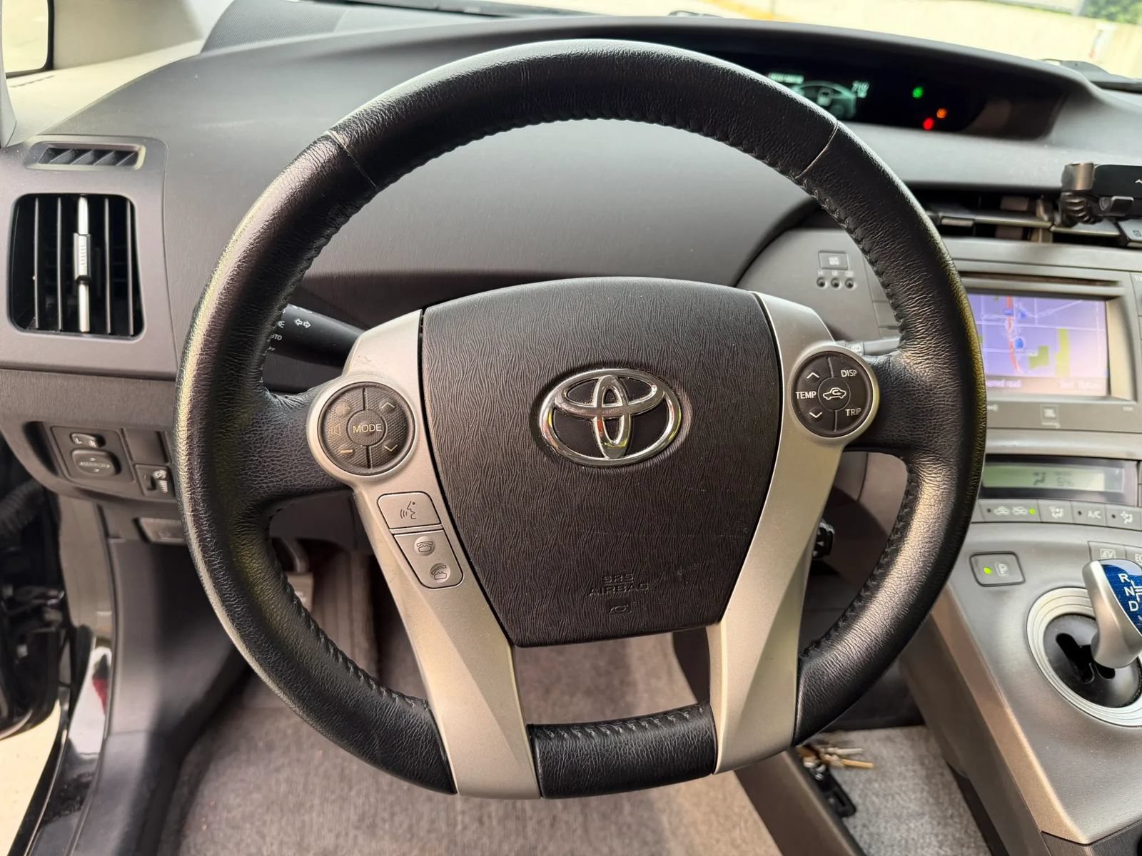 Used 2014 Toyota Prius Four FWD image 25