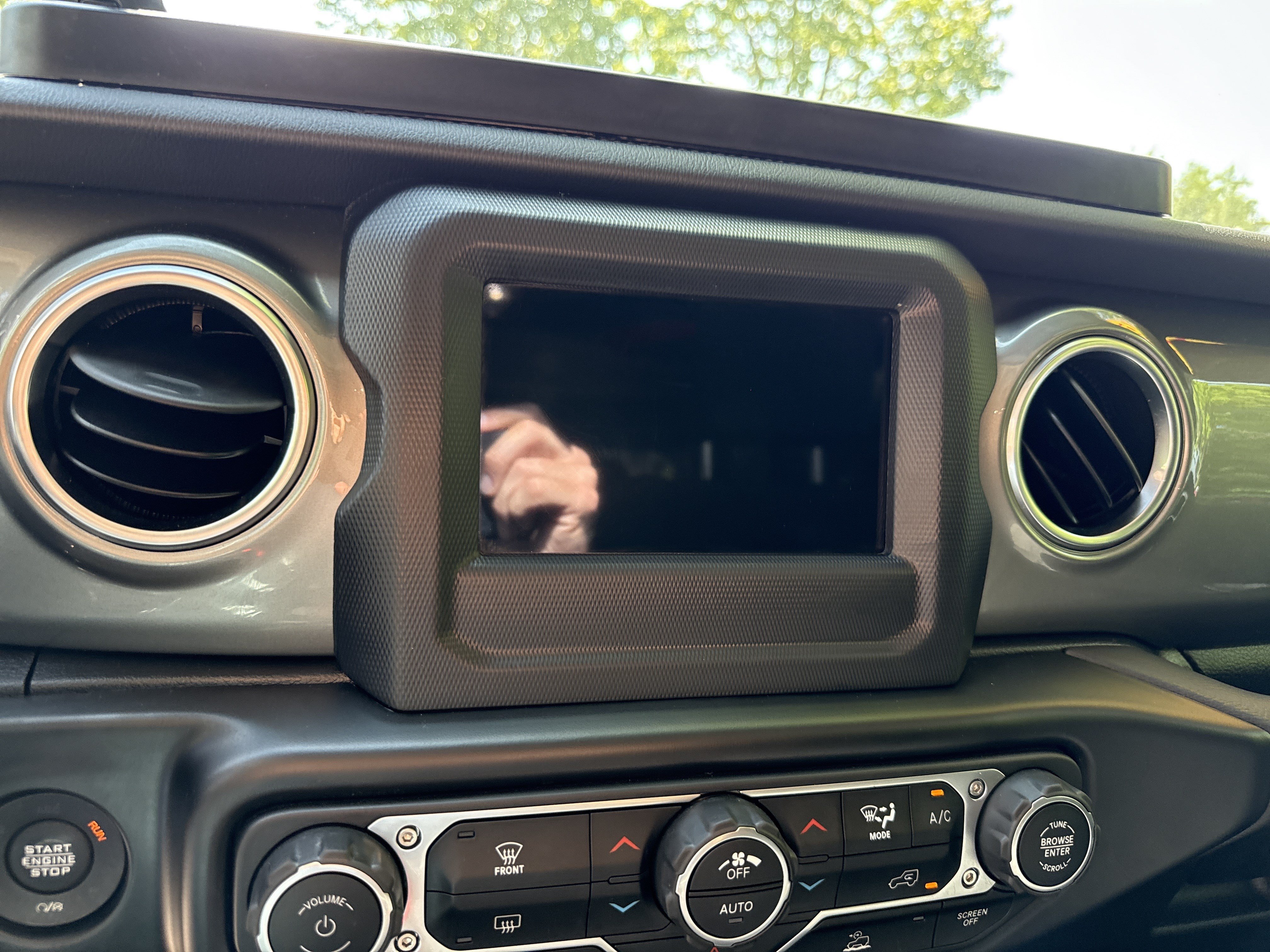 Used 2021 Jeep Gladiator Overland AWD/4WD image 28