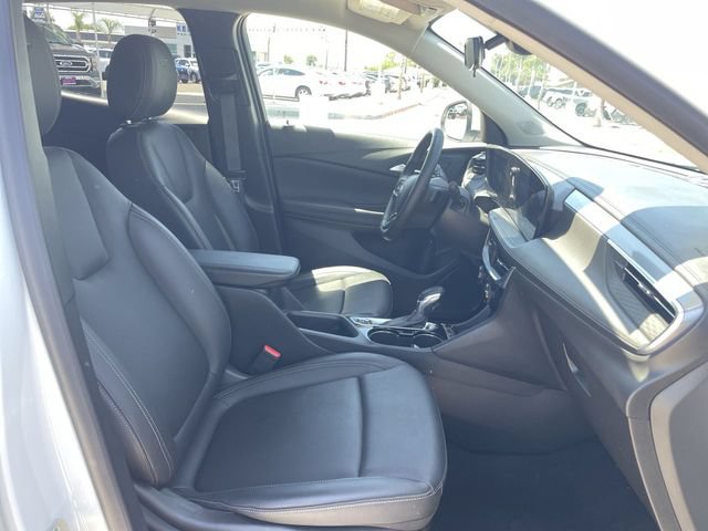 Used 2024 Buick Encore GX Sport Touring FWD image 26