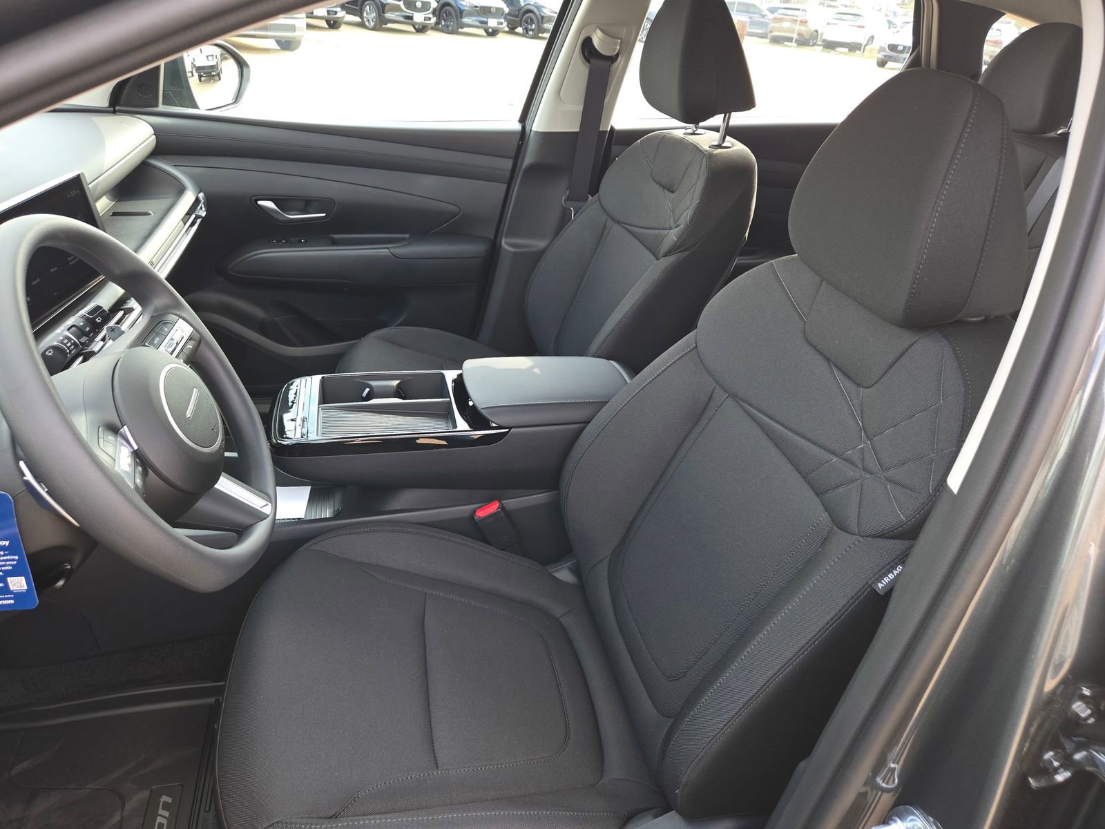 New 2026 Hyundai Tucson Blue SE image 16