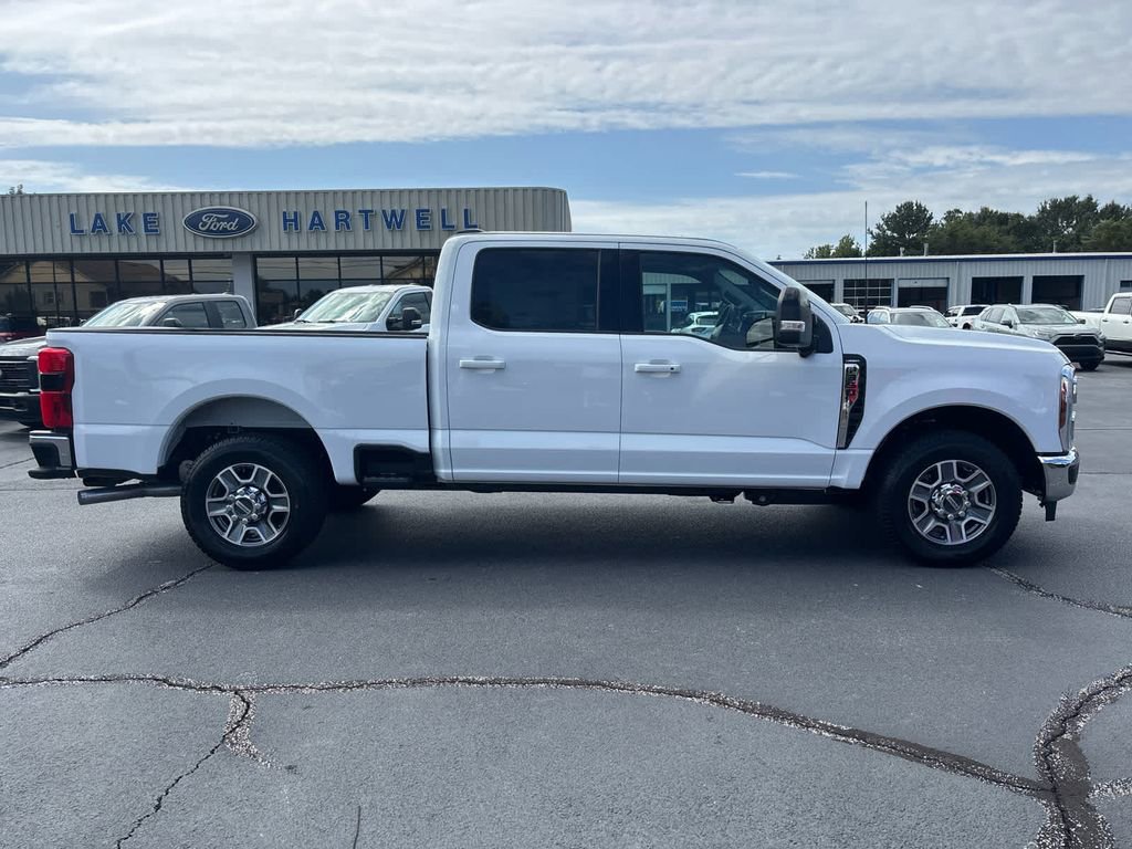 New 2026 Ford F350 Lariat image 24