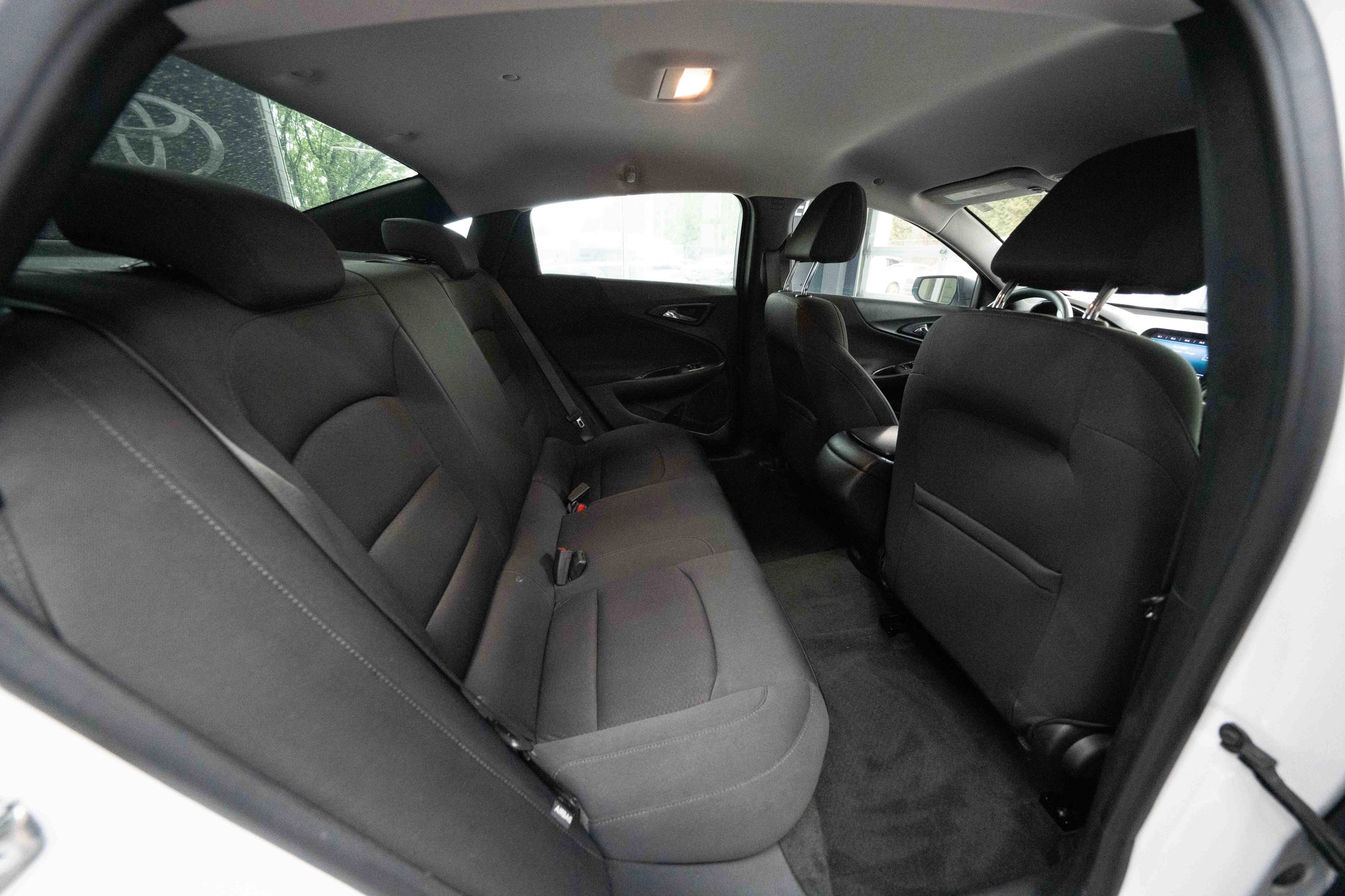 Used 2020 Chevrolet Malibu LS FWD image 24