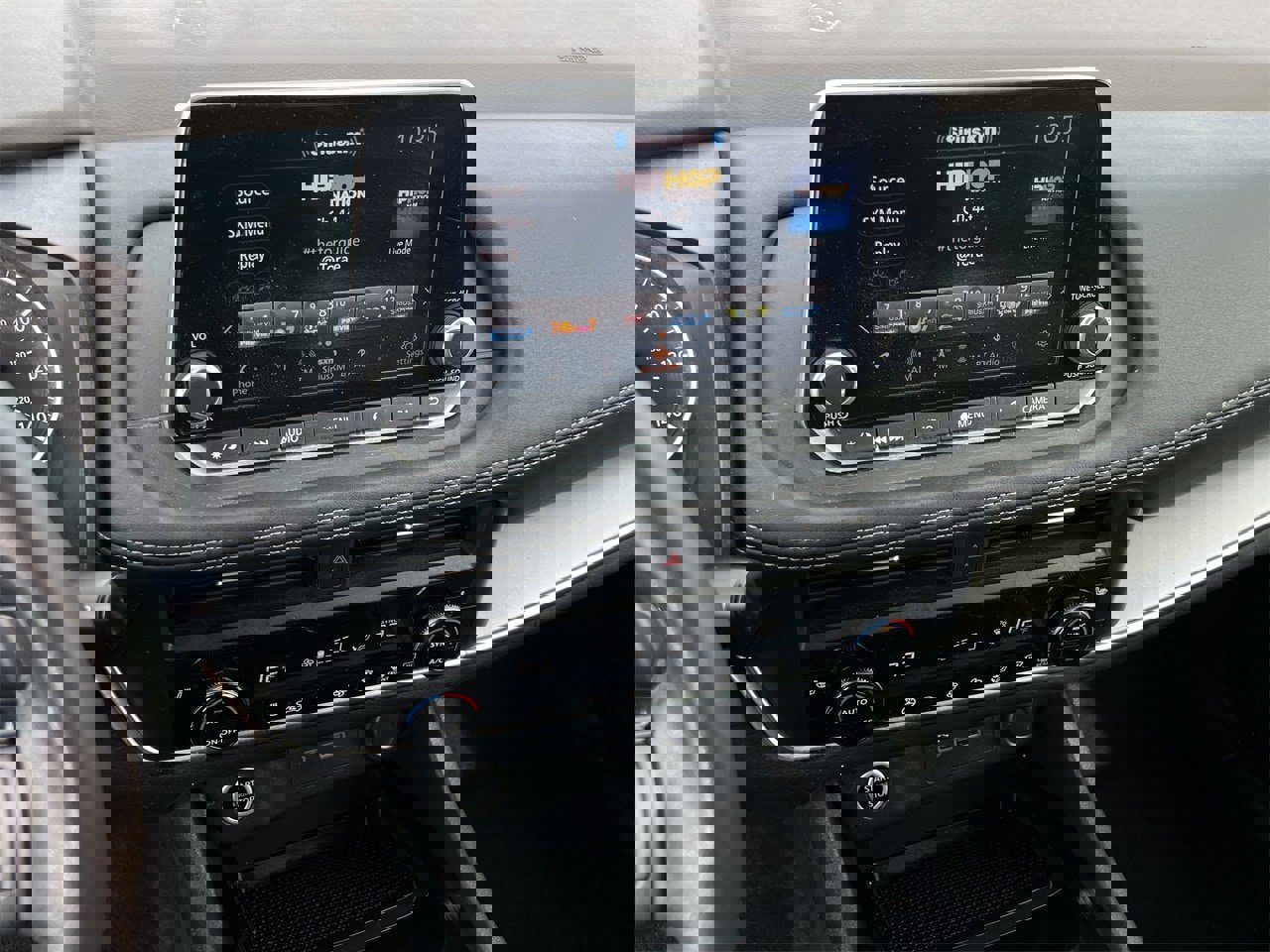 Certified 2023 Nissan Rogue SV w/ SV Premium B Package image 15