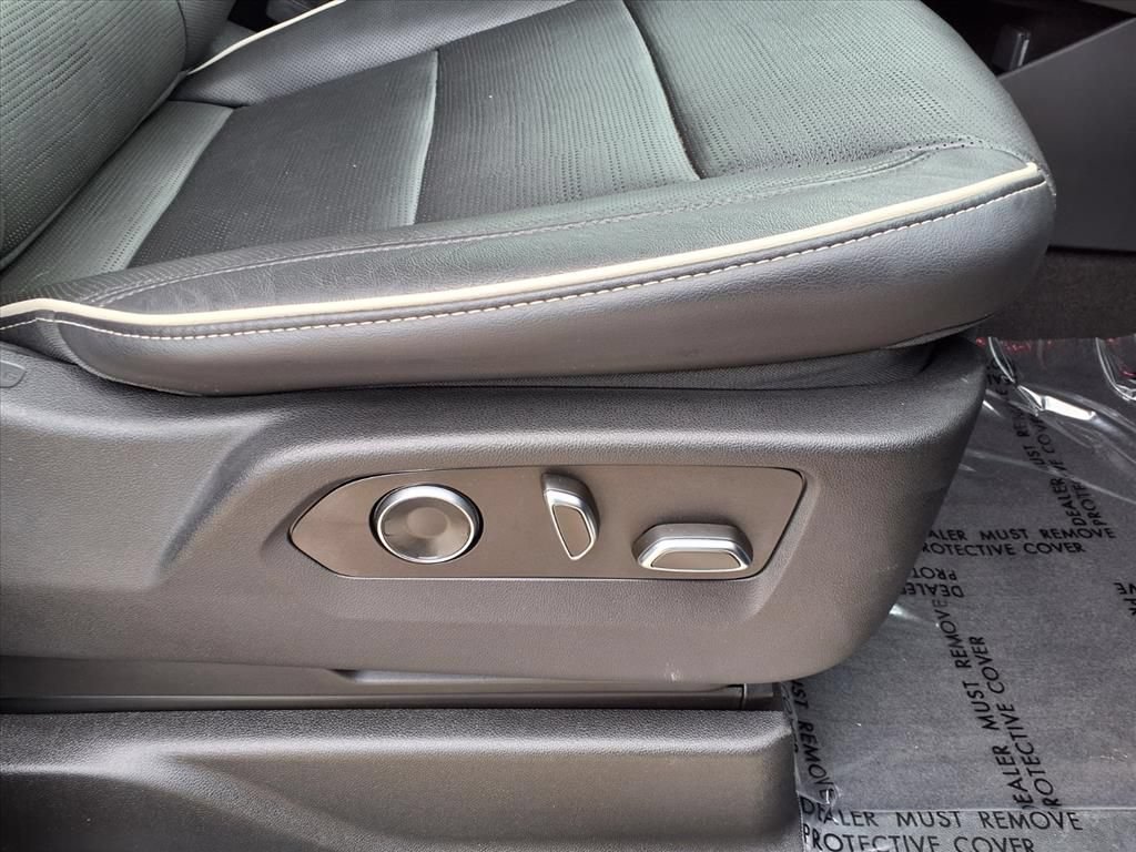 Certified 2024 Cadillac Escalade Sport AWD/4WD image 10