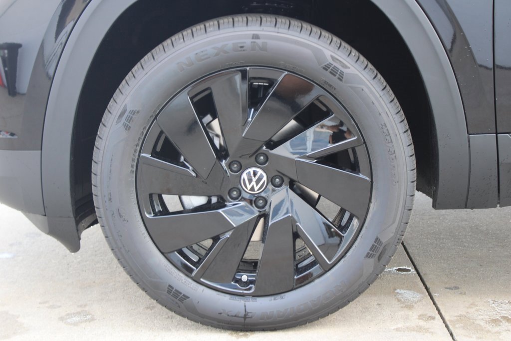 New 2026 Volkswagen Atlas SE image 22
