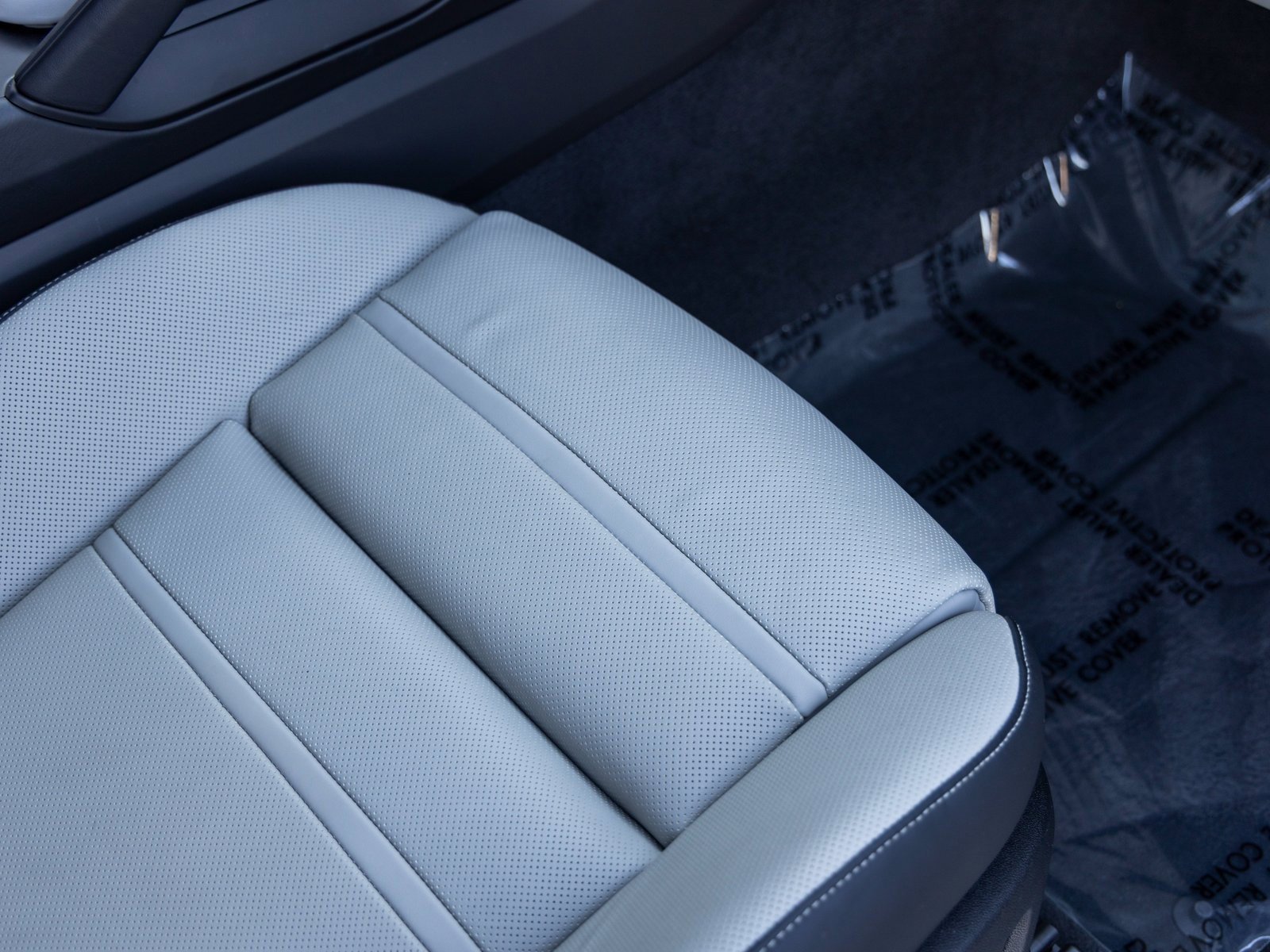 Certified 2025 Porsche Cayenne image 55