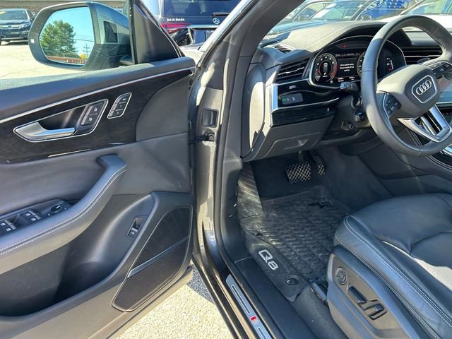Used 2024 Audi Q8 Premium Plus image 10