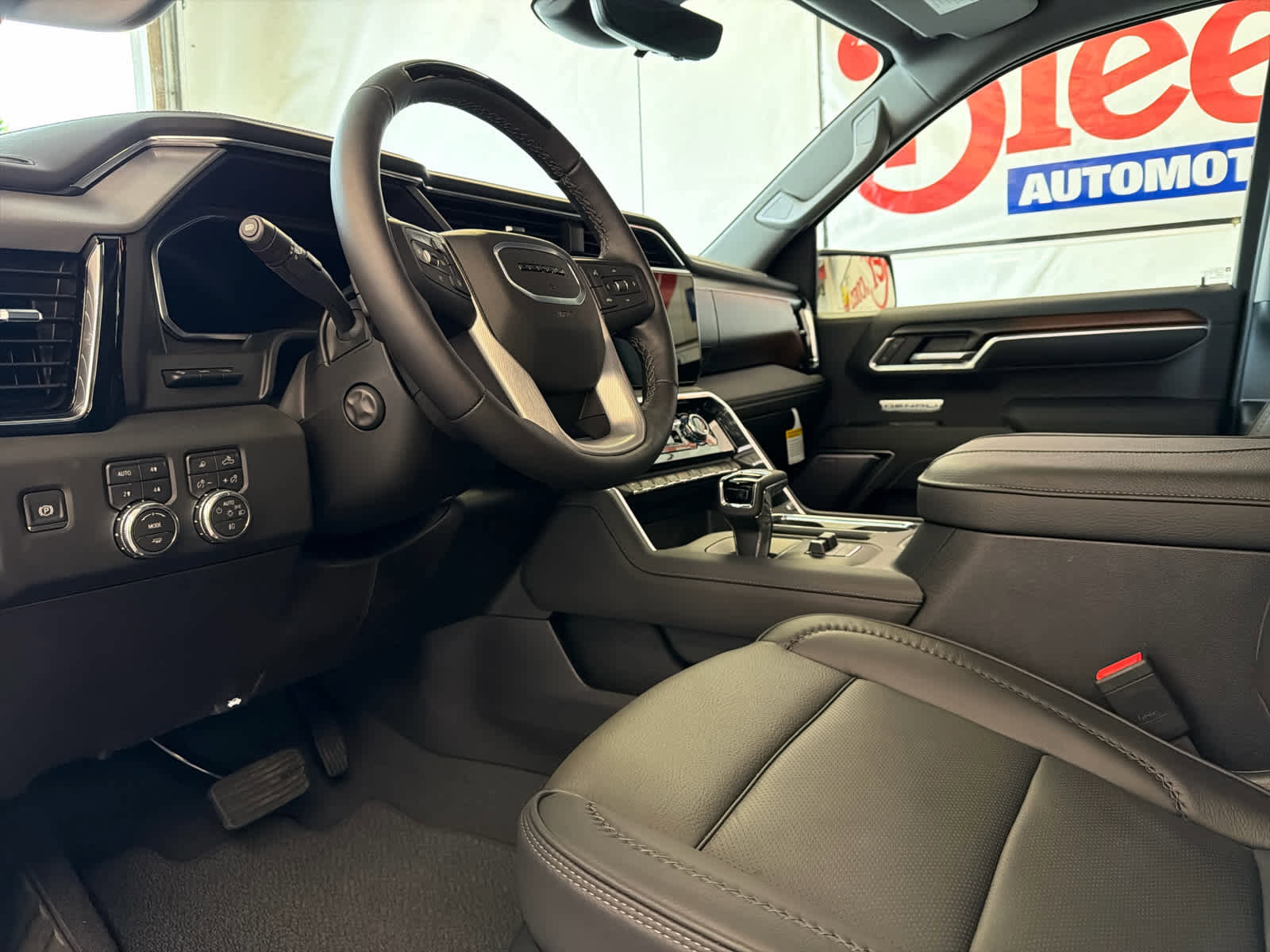 New 2026 GMC Sierra 1500 Denali image 15