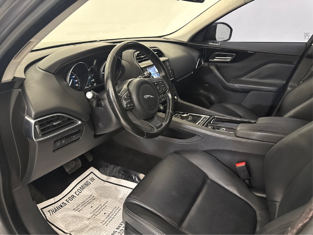 Used 2018 Jaguar F-PACE Premium AWD/4WD image 26