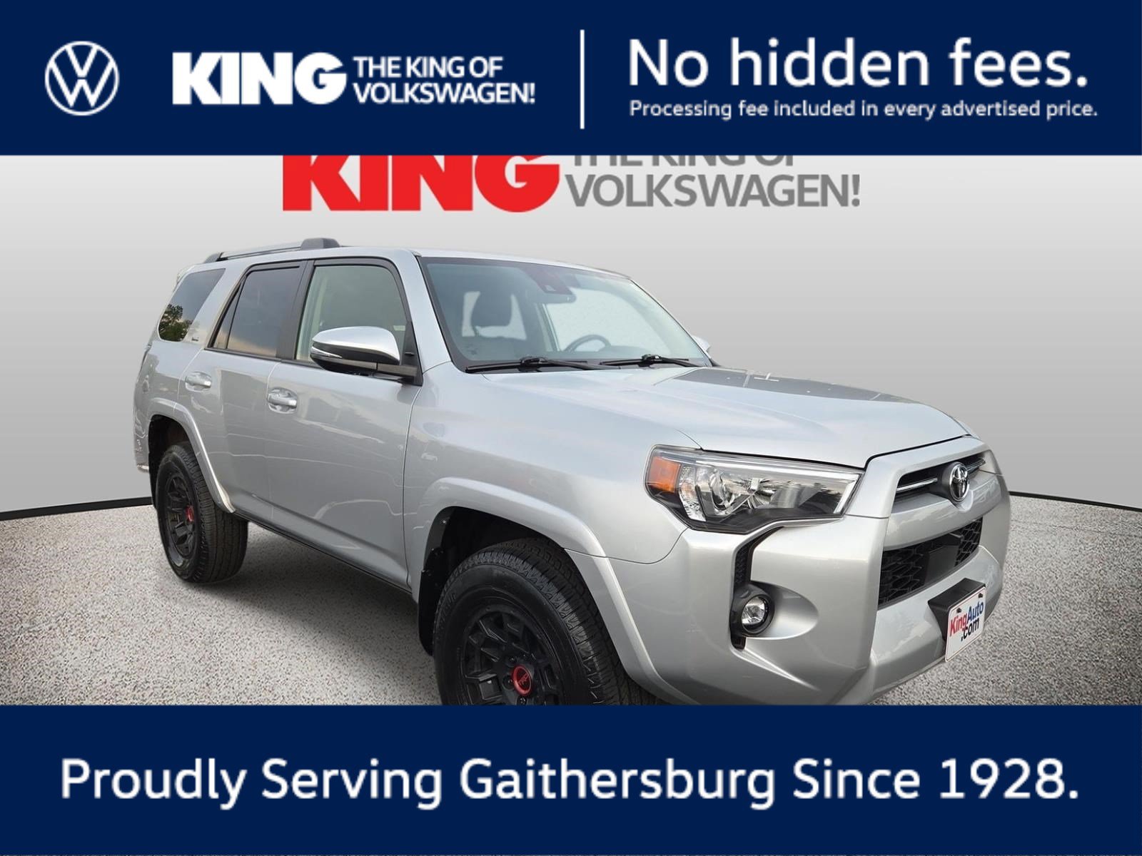 Used 2023 Toyota 4Runner SR5 Premium w/ Moonroof Package AWD/4WD image 1