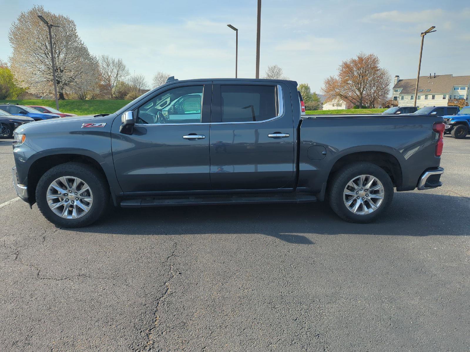Used 2021 Chevrolet Silverado 1500 LTZ w/ LTZ Premium Package image 4