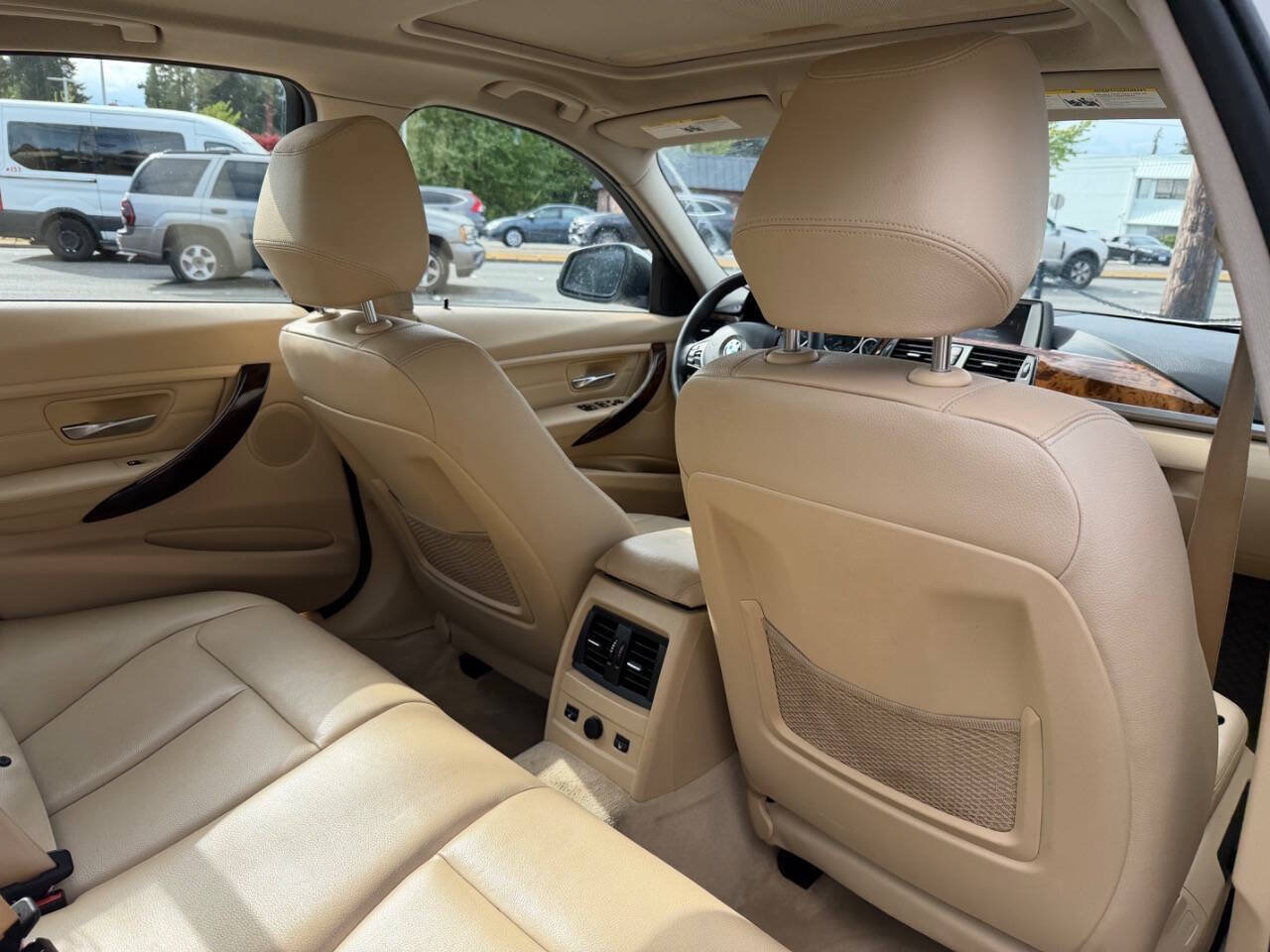Used 2014 BMW 328d xDrive Sedan AWD/4WD image 25