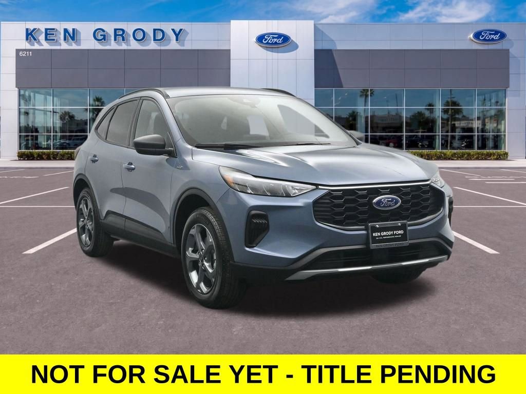 Certified 2025 Ford Escape ST-Line FWD 360° Tour