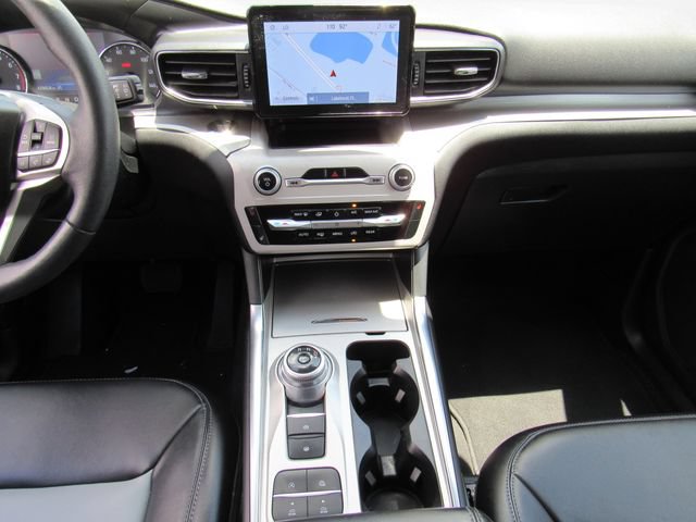 Used 2023 Ford Explorer XLT w/ Equipment Group 202A RWD image 21