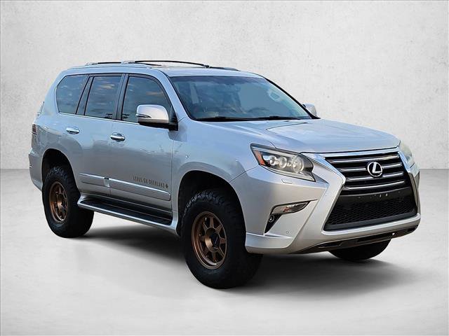 Used 2014 Lexus GX 460 w/ Premium Package AWD/4WD image 3