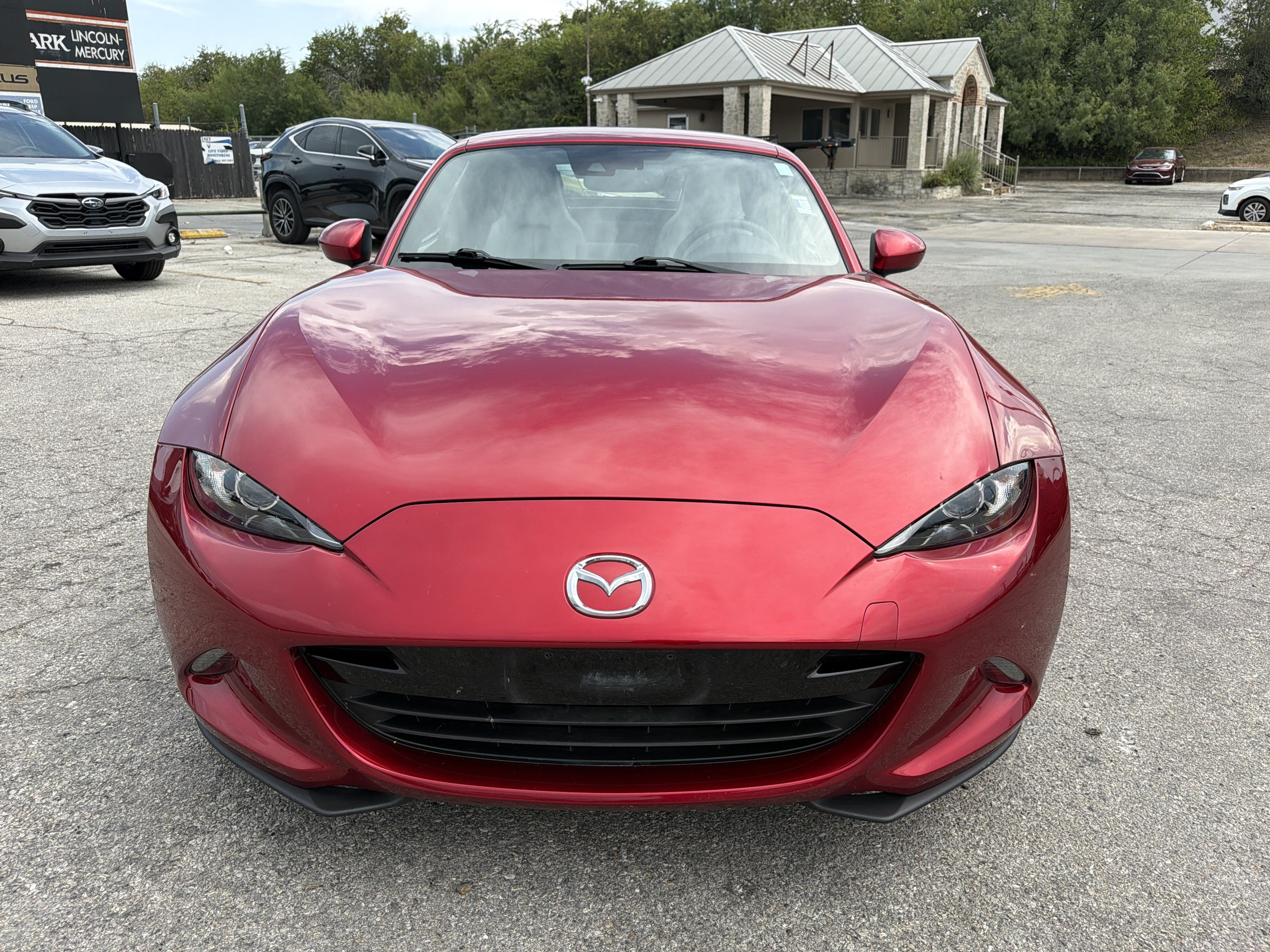 Used 2021 MAZDA MX-5 Miata RF Grand Touring RWD image 10