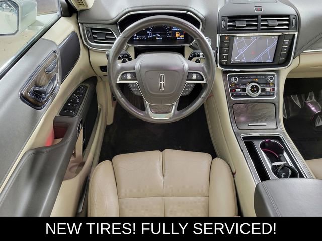 Used 2017 Lincoln Continental Select w/ Climate Package image 25