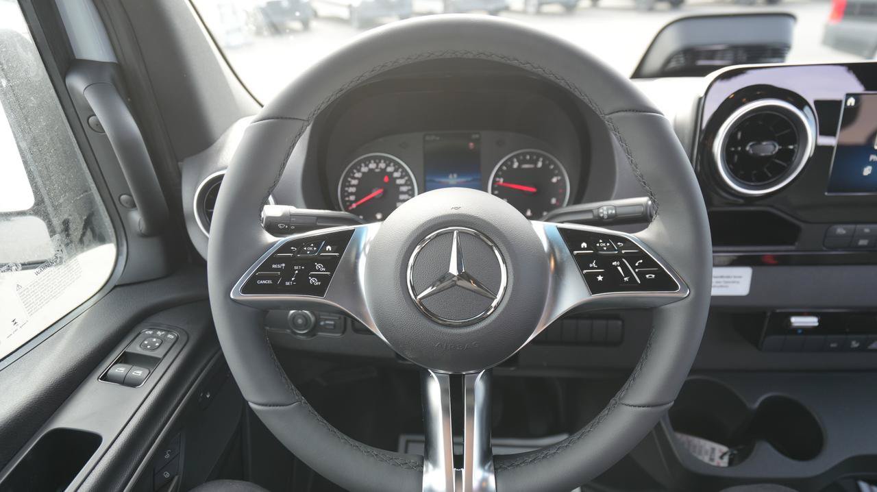 New 2026 Mercedes-Benz Sprinter 2500 image 15
