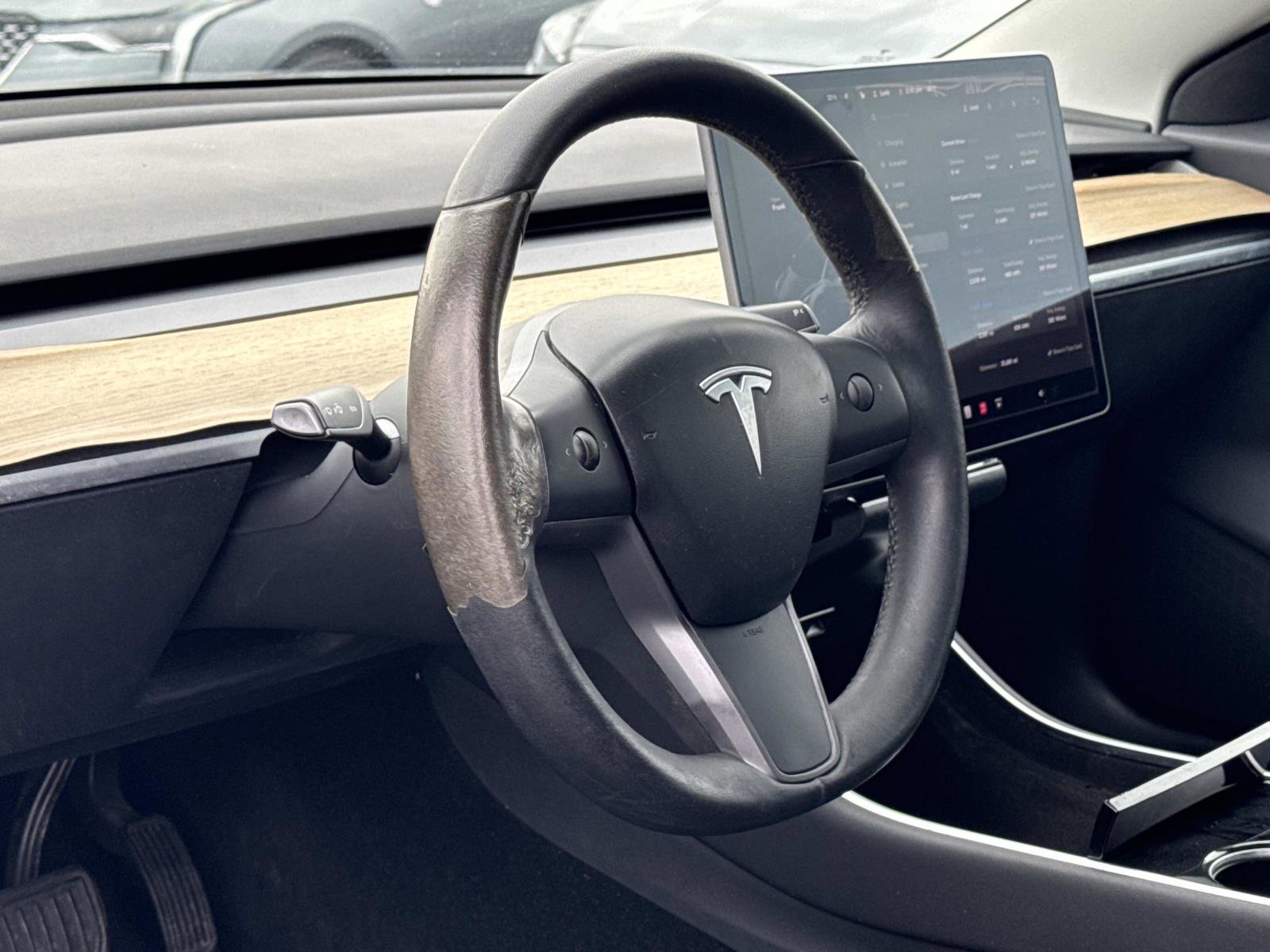 Used 2019 Tesla Model 3 Standard Range image 10