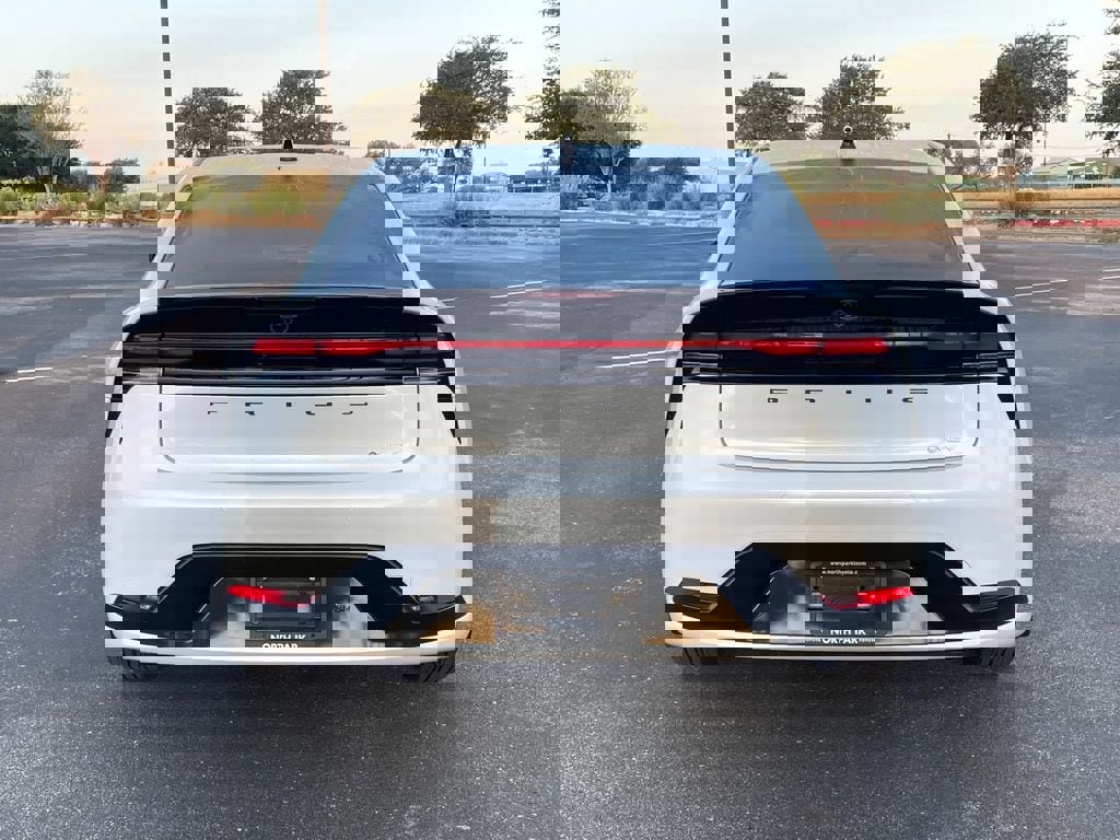 New 2026 Toyota Prius XLE image 6