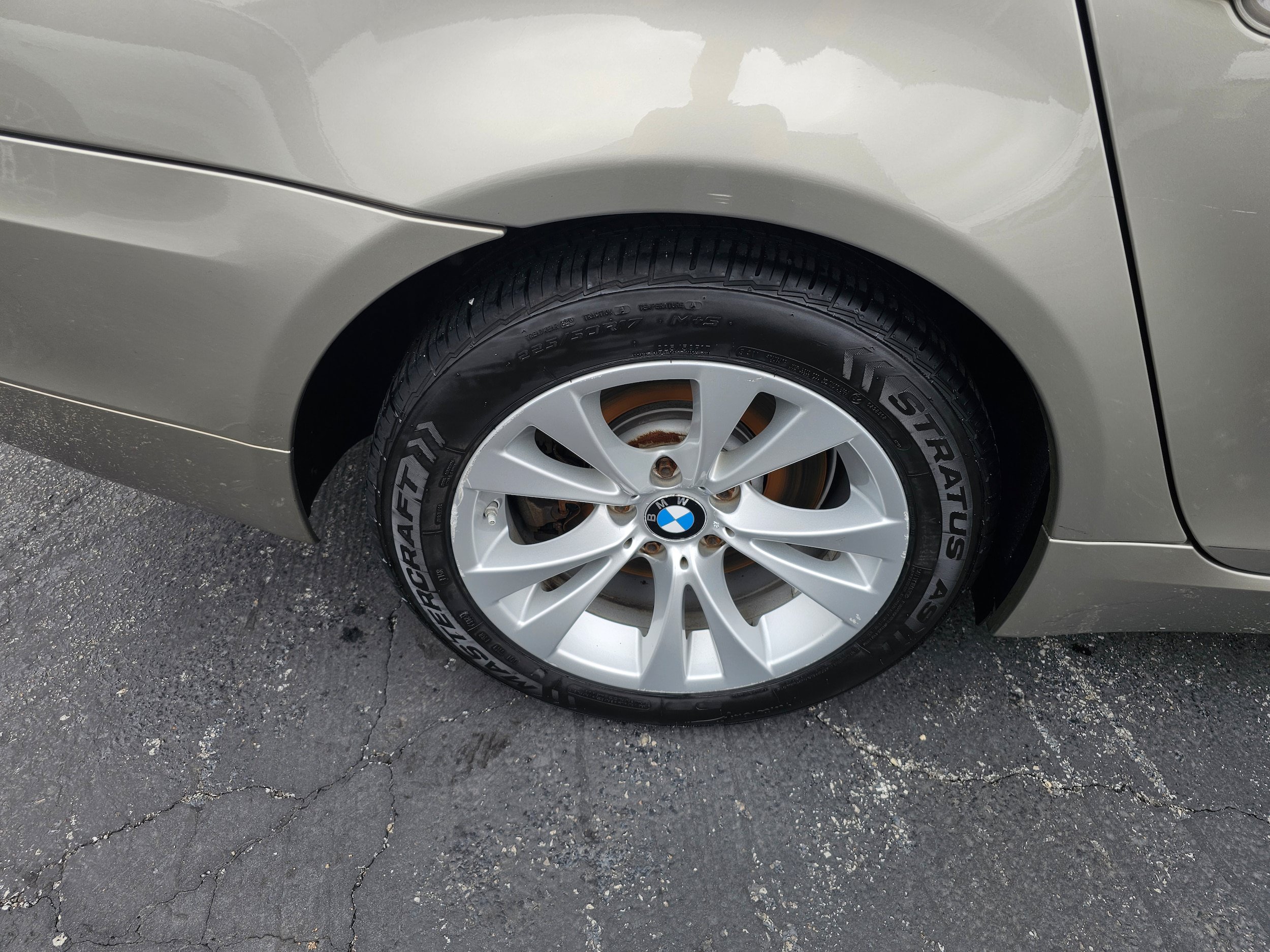 Used 2010 BMW 535i Sedan RWD image 5