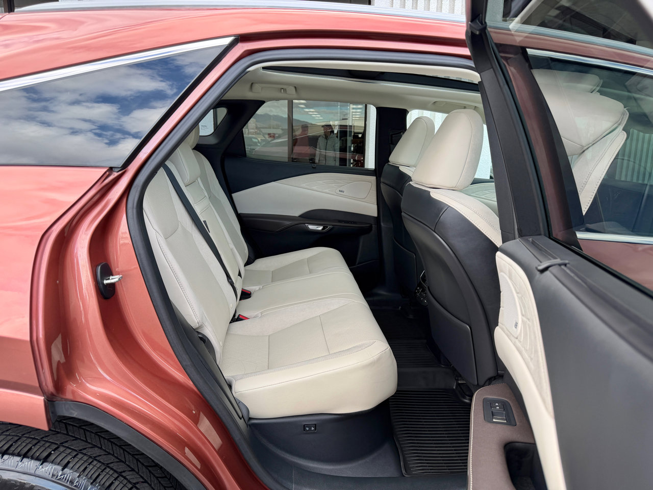 Used 2023 Lexus RX 350 AWD image 23