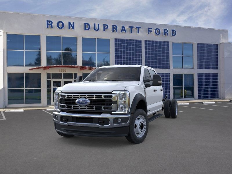 New 2026 Ford F550 4x4 Crew Cab image 3