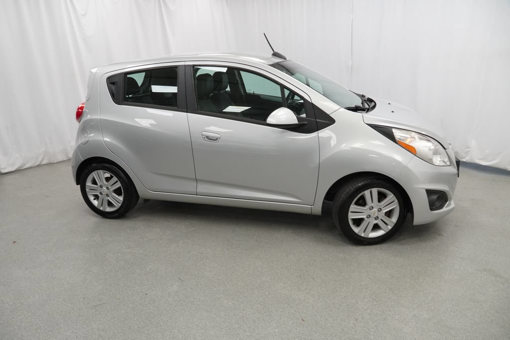 Used 2015 Chevrolet Spark LT FWD image 9