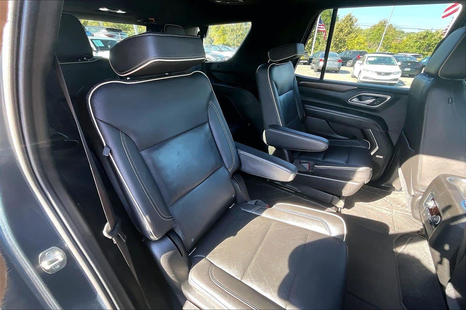 Used 2021 Chevrolet Tahoe Premier w/ Premium Package AWD/4WD image 21