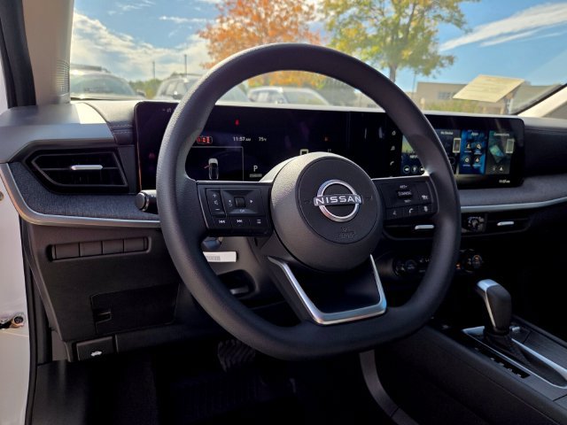 New 2027 Nissan Kicks SV AWD/4WD image 8