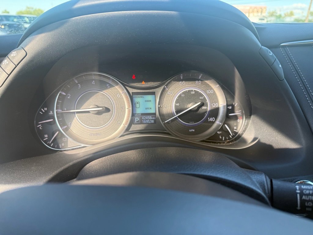 Used 2017 INFINITI QX80 4WD w/ Driver Assistance Package image 13