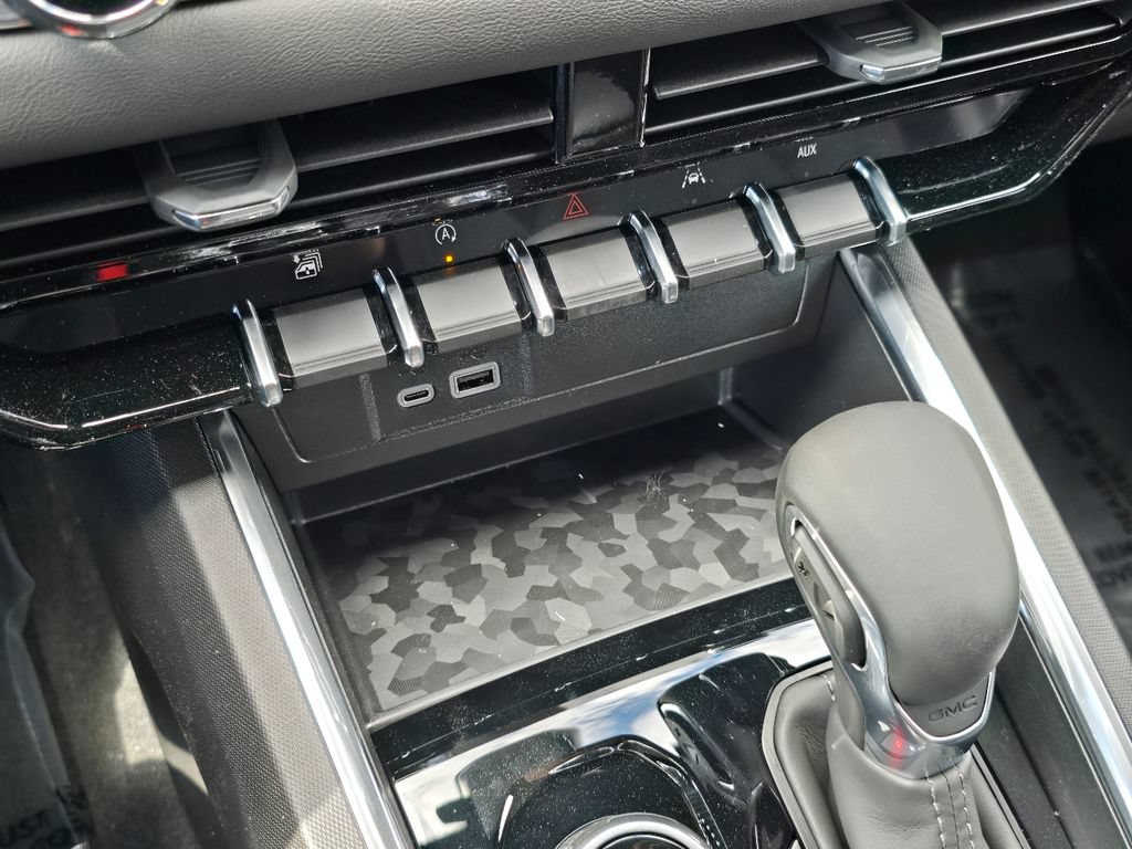 New 2026 GMC Canyon Elevation AWD/4WD image 17