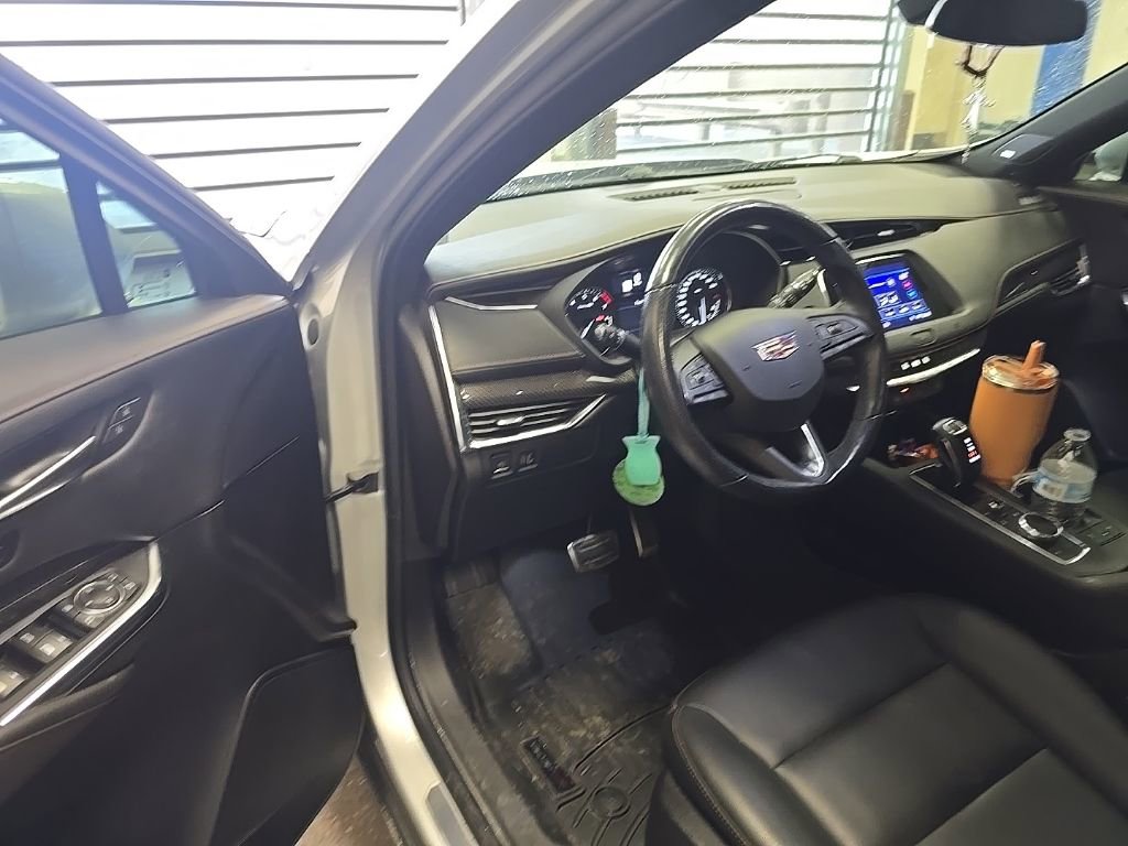 Used 2019 Cadillac XT4 Sport image 6