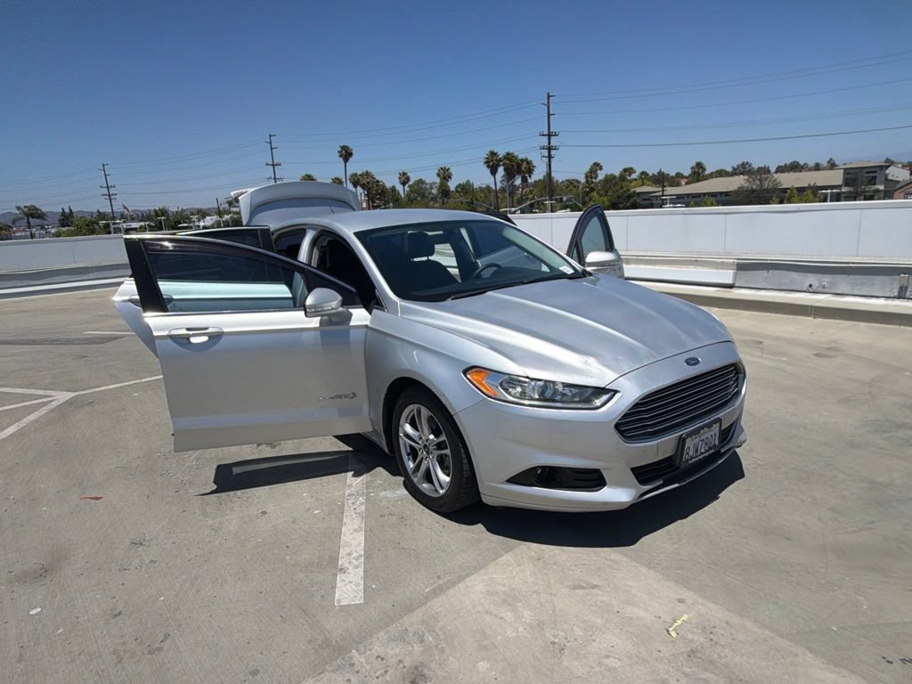 Used 2016 Ford Fusion Titanium FWD image 11