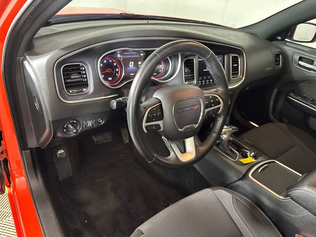 Used 2018 Dodge Charger SXT Plus w/ Navigation & Travel Group image 12