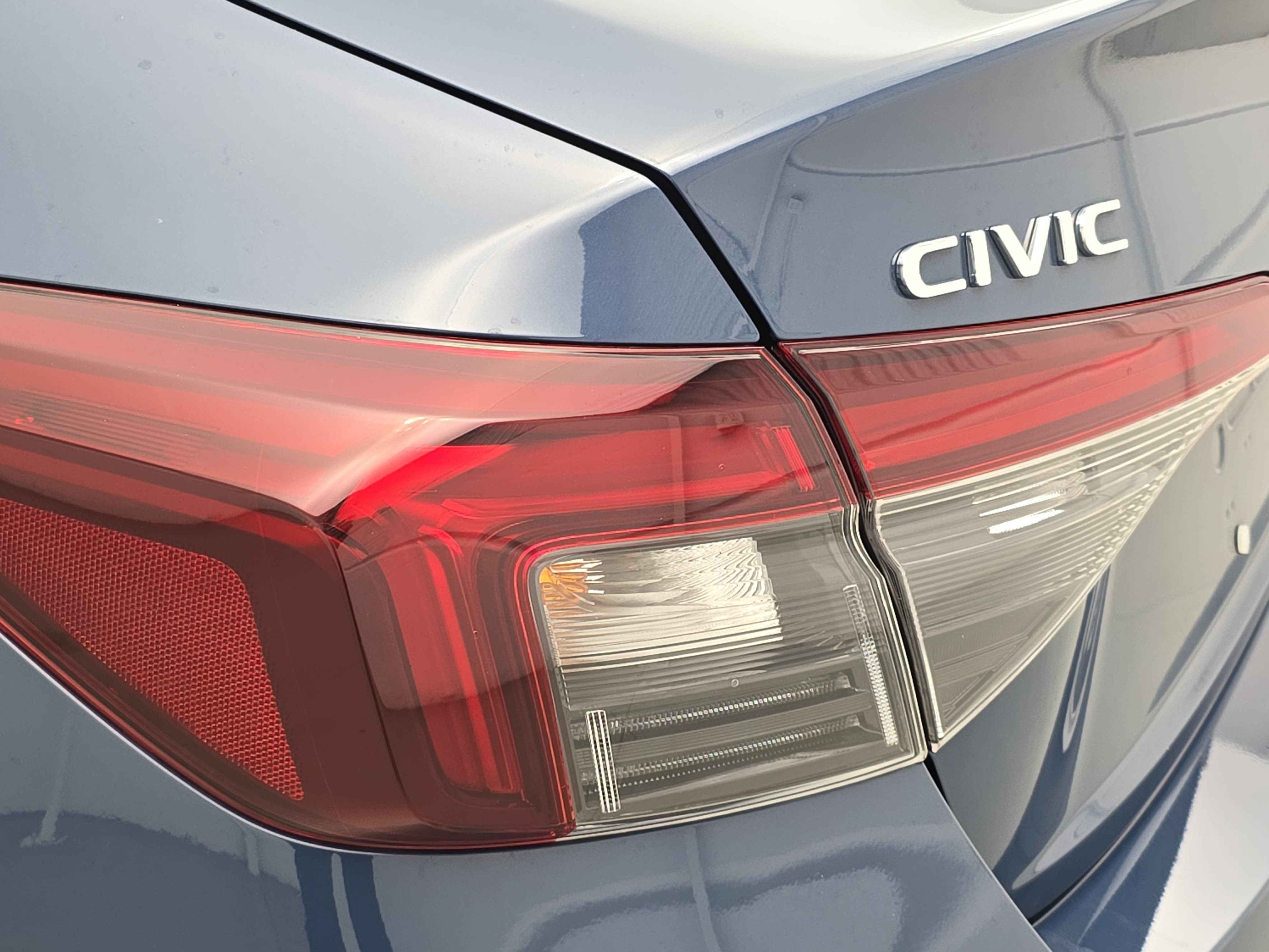 Used 2025 Honda Civic Sport image 33
