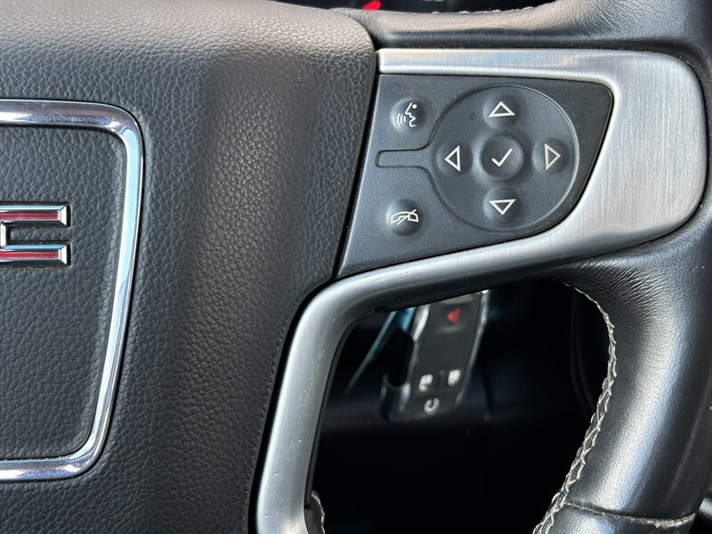 Used 2018 GMC Sierra 3500 SLT AWD/4WD image 19
