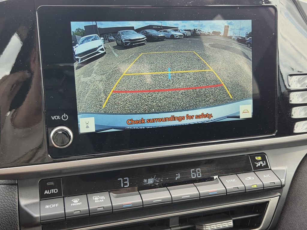 Used 2025 Toyota Camry LE image 12