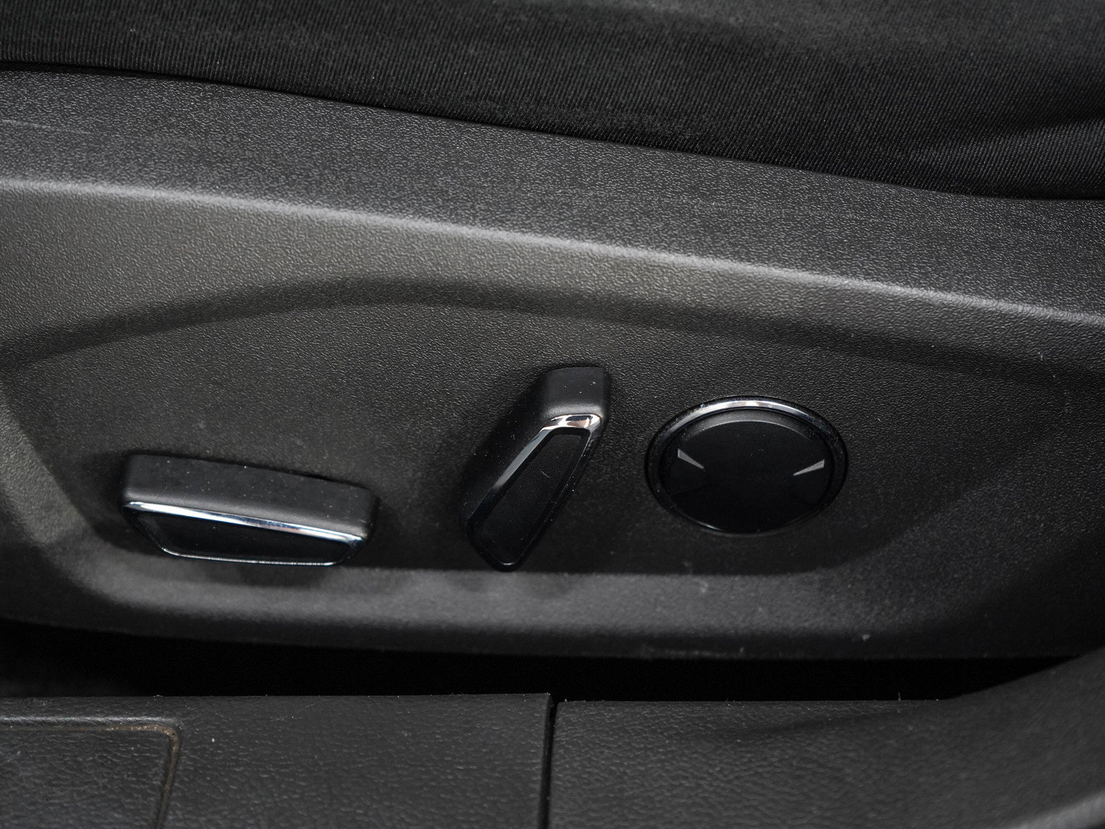 Used 2013 Ford Fusion SE FWD image 21