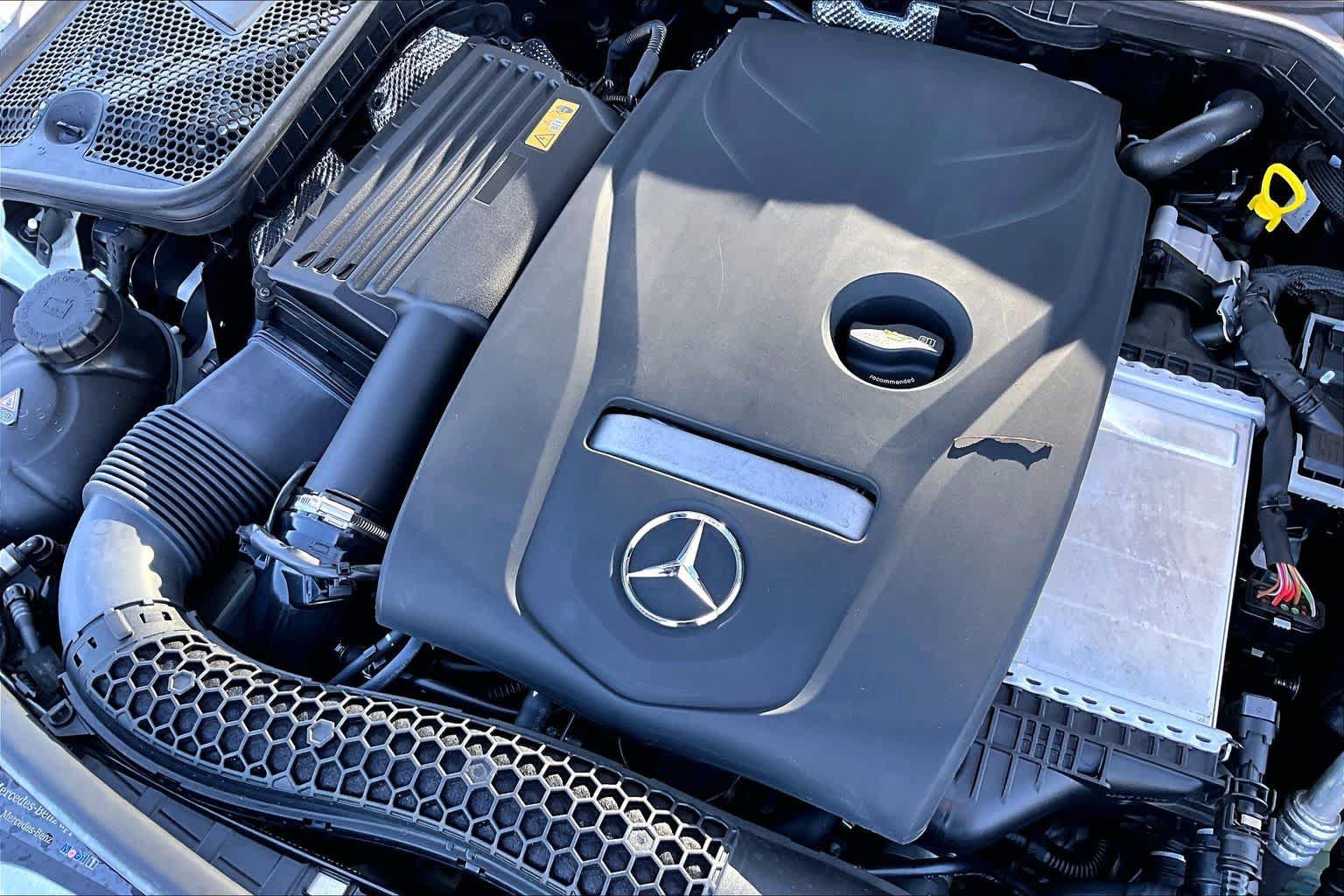 Used 2017 Mercedes-Benz C 300 4MATIC Sedan image 32