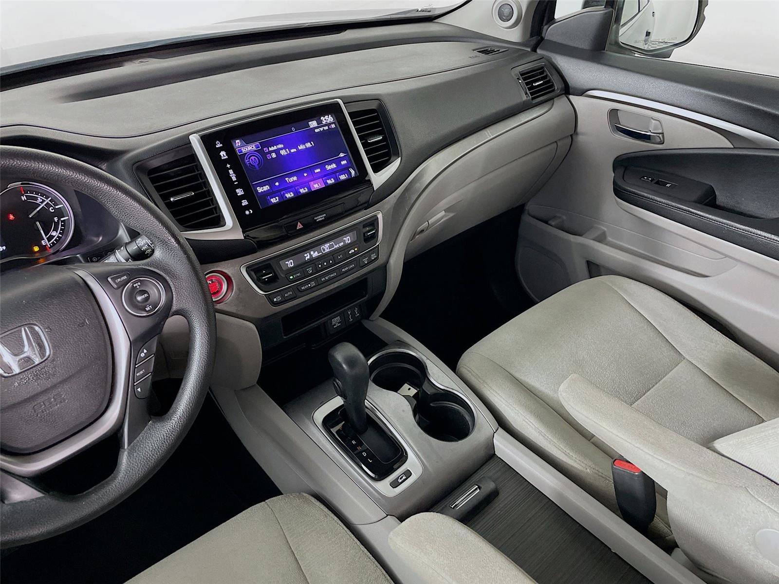 Used 2017 Honda Pilot EX image 26