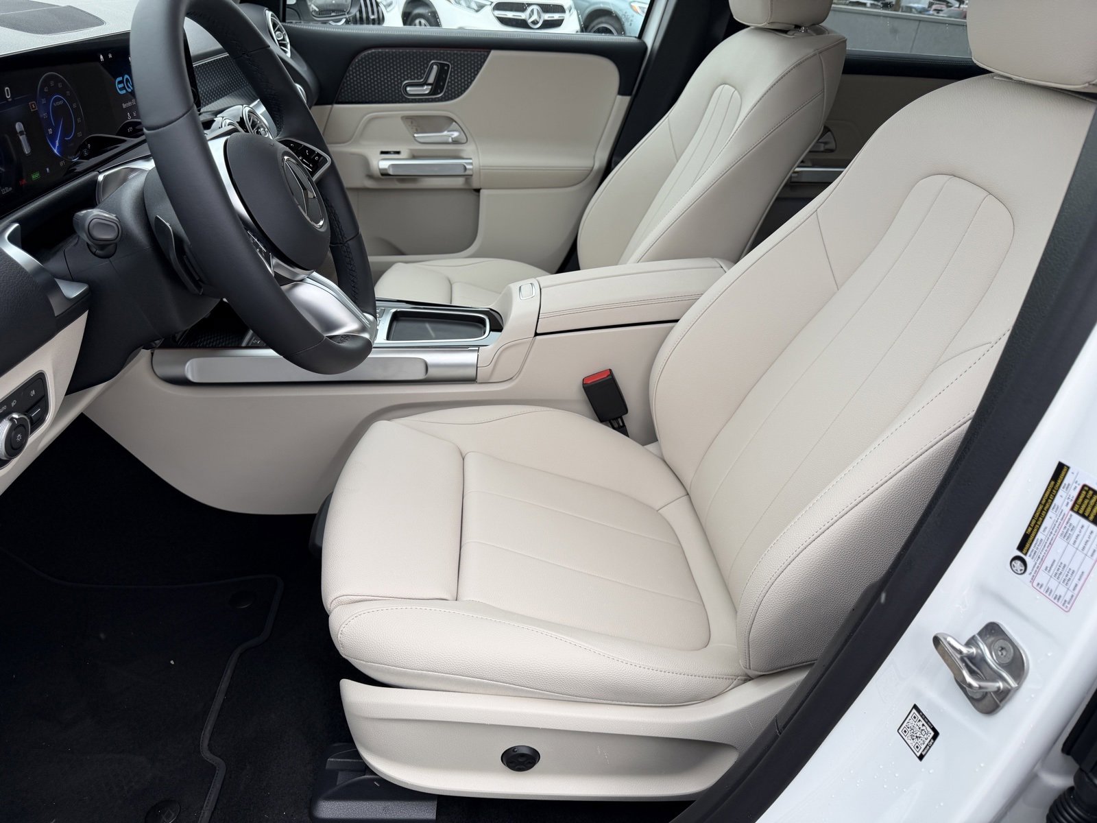New 2025 Mercedes-Benz EQB 250+ image 17