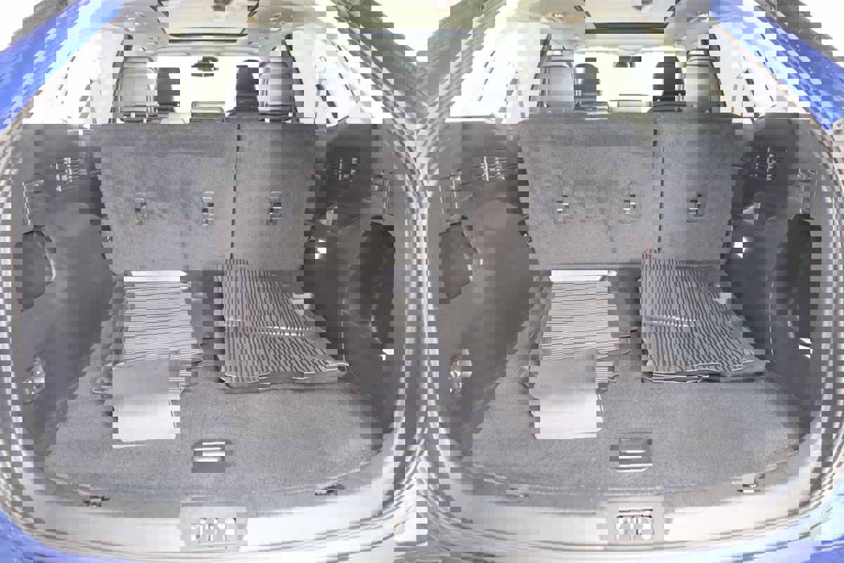 Used 2024 Ford Edge SEL w/ Convenience Package image 49