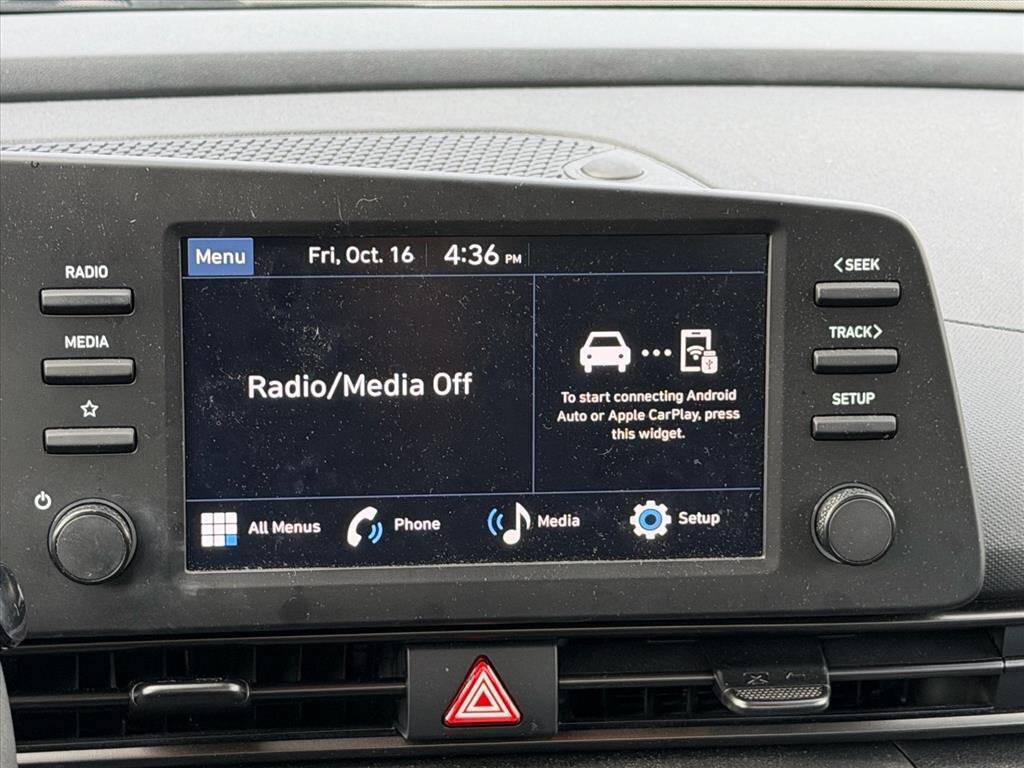 Used 2025 Hyundai Elantra Sport FWD image 23
