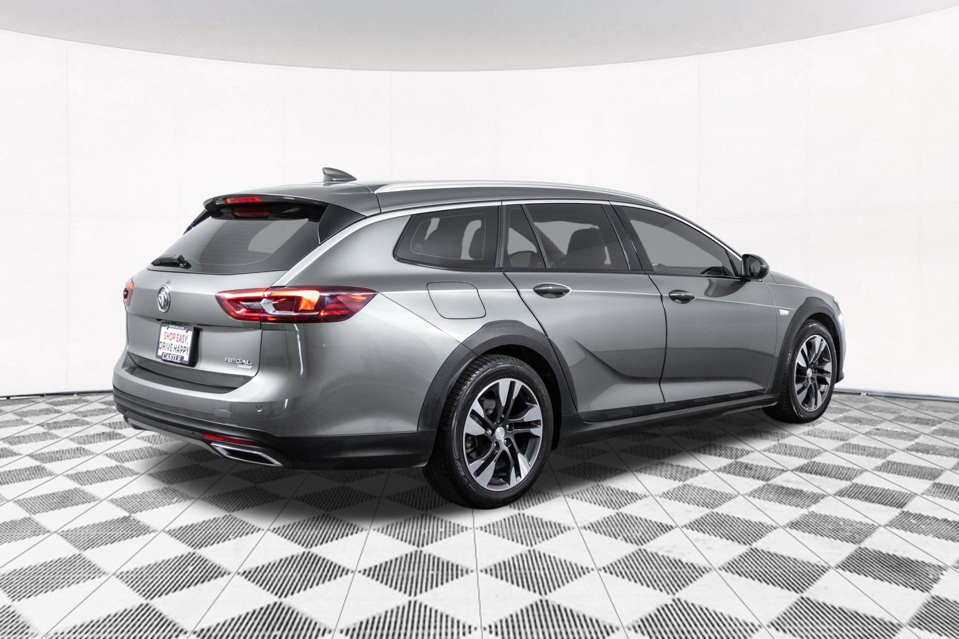 Used 2019 Buick Regal Essence w/ Driver Confidence Package I AWD/4WD image 18