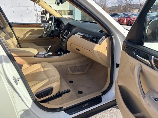 Used 2016 BMW X3 xDrive28i image 8