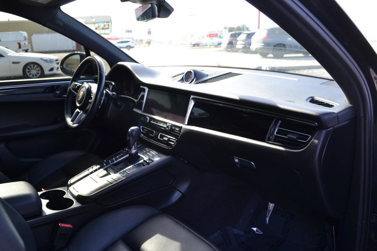 Used 2019 Porsche Macan S image 30