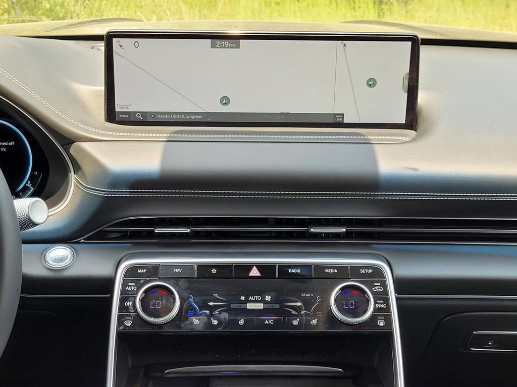 Used 2023 Genesis GV80 2.5T w/ Prestige 20" Package image 16