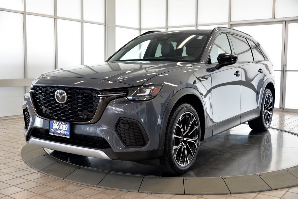 Certified 2025 MAZDA CX-70 Plug-In Hybrid w/ Premium Plus AWD/4WD image 4